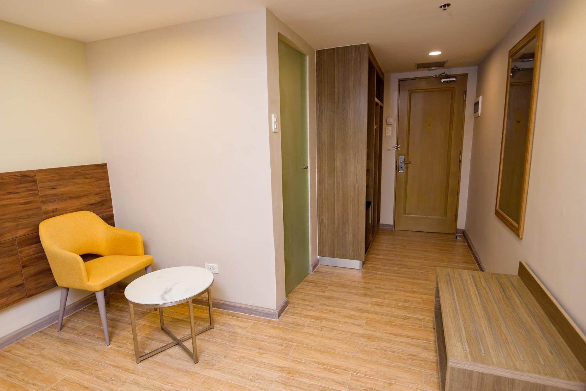 Surestay Plus By Best Western Cebu City Экстерьер фото